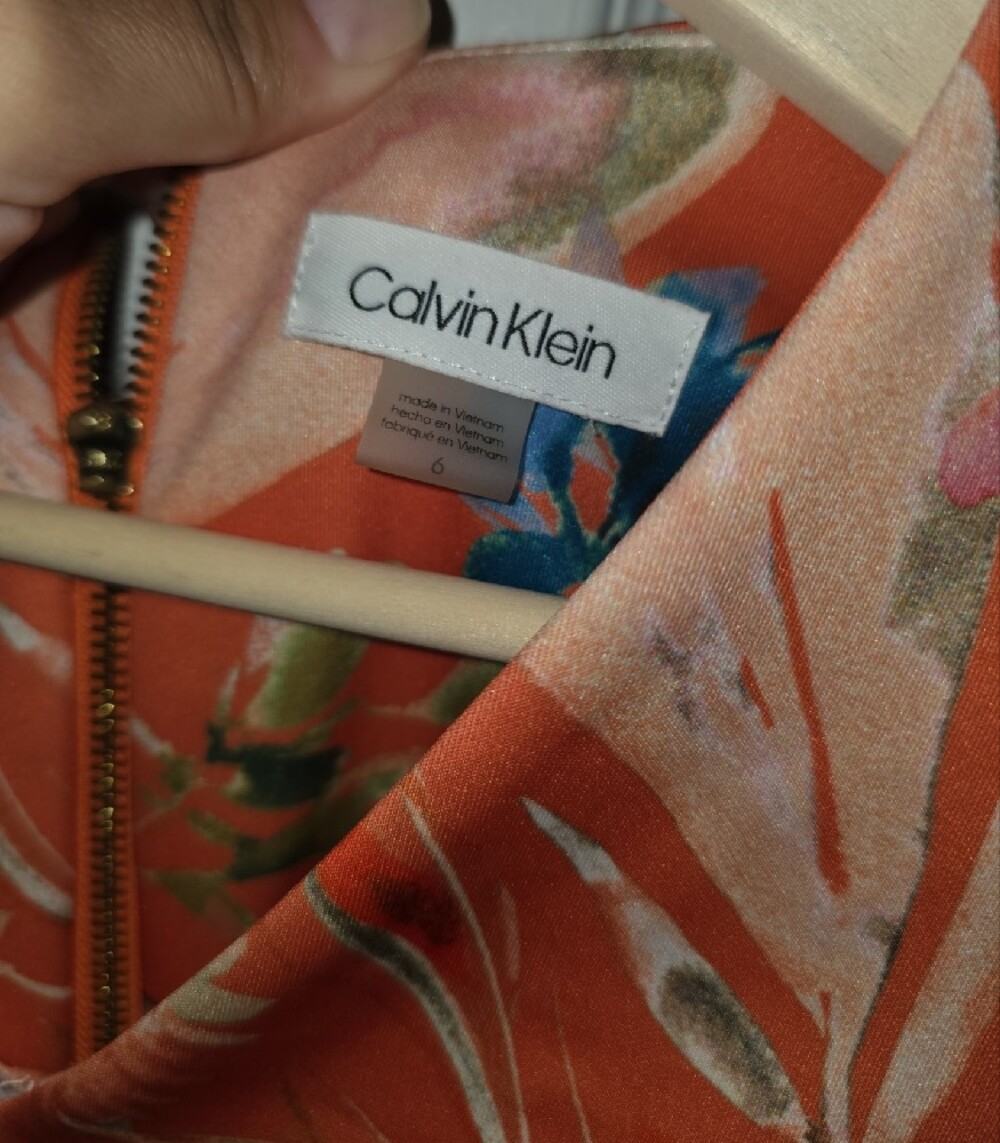Calvin Klein Floral Sheath Dress in Coral Size 6 - Picture 2 of 6